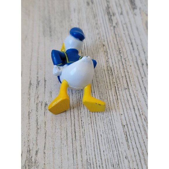 Donald Duck laughing sailor outfit toy figure Mini rare - Picture 5 of 5